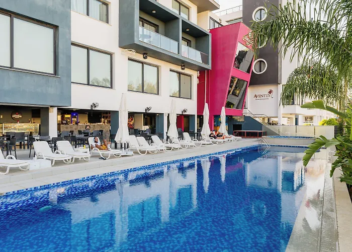 Royal Palace Hotel